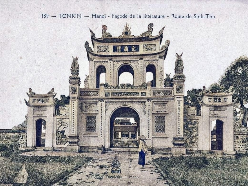 Façade principale du Temple de la Littérature d'autrefois