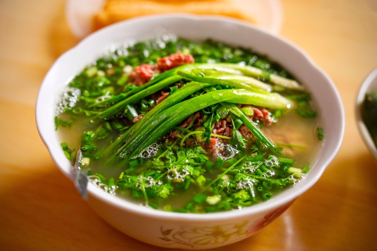 Pho Bo (Soupe de nouilles au boeuf)