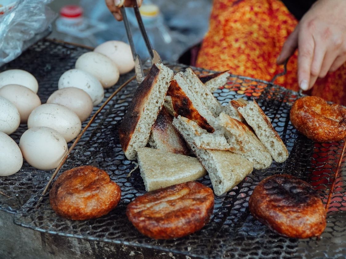 Banh tam giac mach (Gâteau au sarrasin)