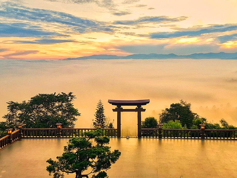 Entre ciel et silence, la pagode Linh Quy Phap An invite à l’éveil