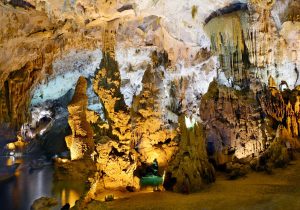 Grotte phong nha dong hoi