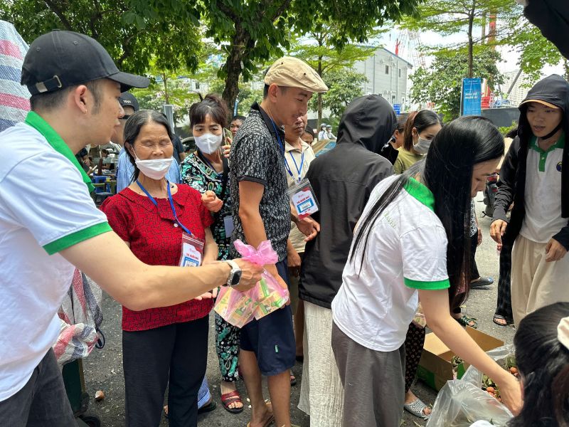 Horizon Vietnam auprès des patients de l’Hôpital d’hématologie
