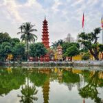pagode tran quoc hanoi vietnam