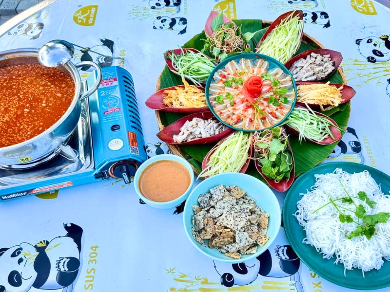 Lâu tha (Fondue de poisson de Phan Thiet) Mui Ne